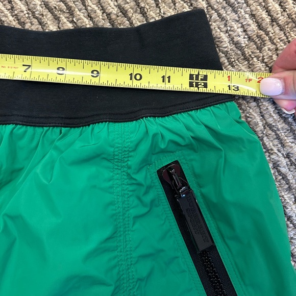 Burberry Sport Green Bottom Cinch Skirt size 4 - Picture 9 of 9
